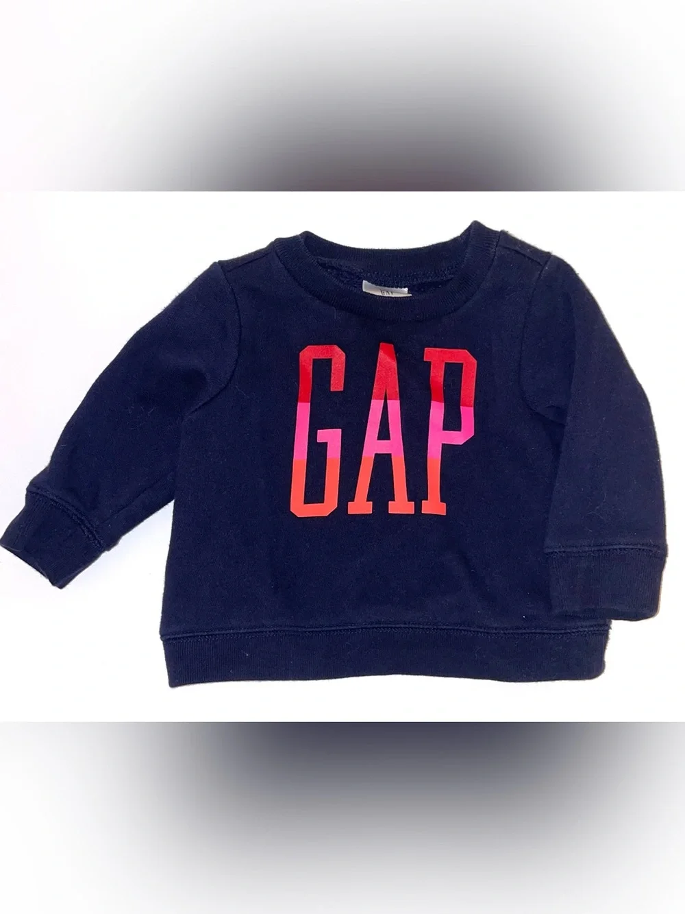 GAP pullover sweatshirt size 6-12 months